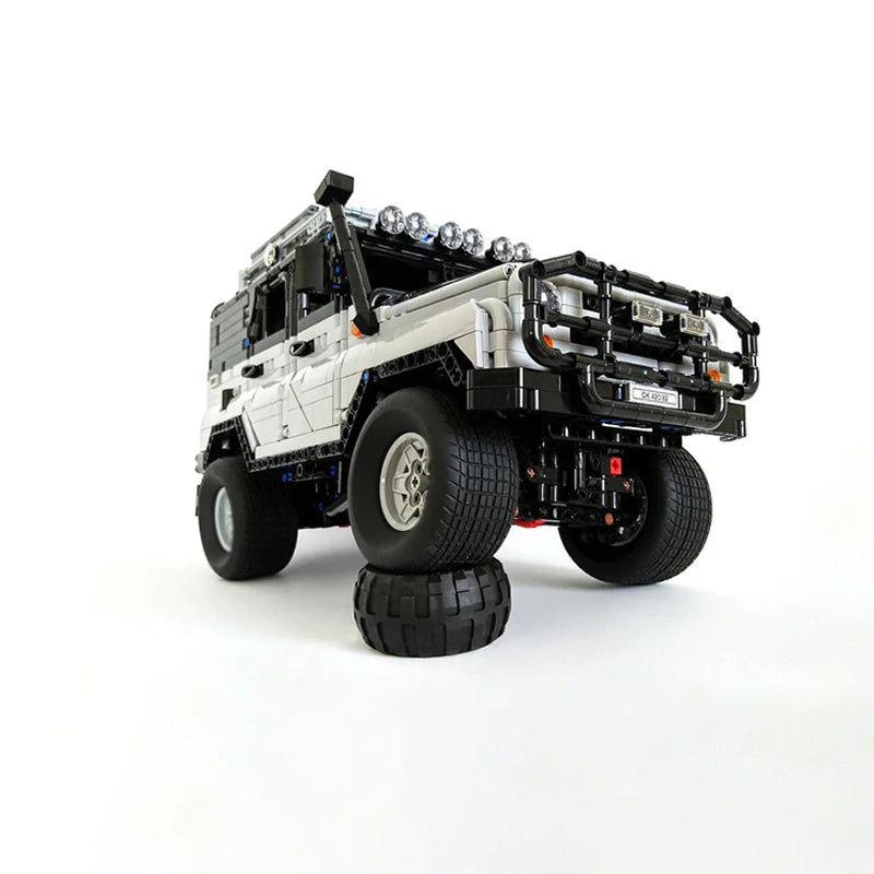 Multi-Functional Off-Road Truck Modular